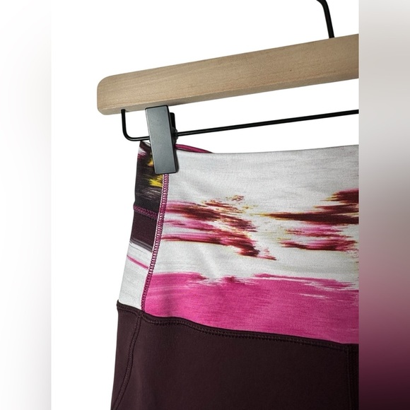 Lululemon Wunder Under Crop Hi-Rise Shine On Size 4 - Picture 4 of 8